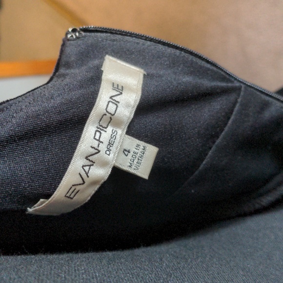 Evan Picone Velour Cocktail Dress - Picture 4 of 10